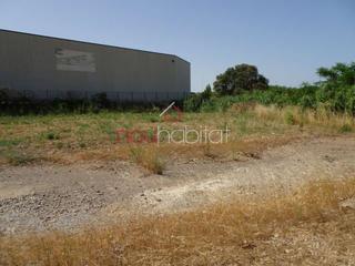 Terreny residencial a Residencial Begur-Esclanyà. Terreno en venta en zona industrial de begur