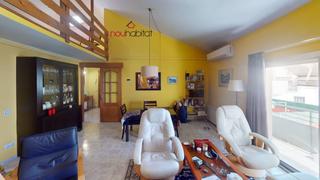 Pis a Avinguda Catalunya. Piso duplex muy bien situado