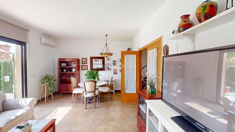 Foto 71e8419f-7500-473b-a29b-20d79055c102. Semi detached house with heating parking in Vall-llobrega