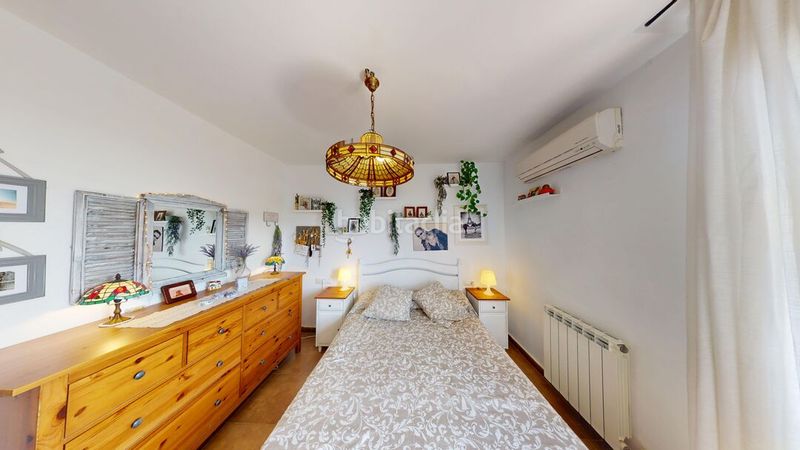 Foto a8ed1a1d-9d77-476a-b295-4c2757984d0e. Semi detached house with heating parking in Vall-llobrega
