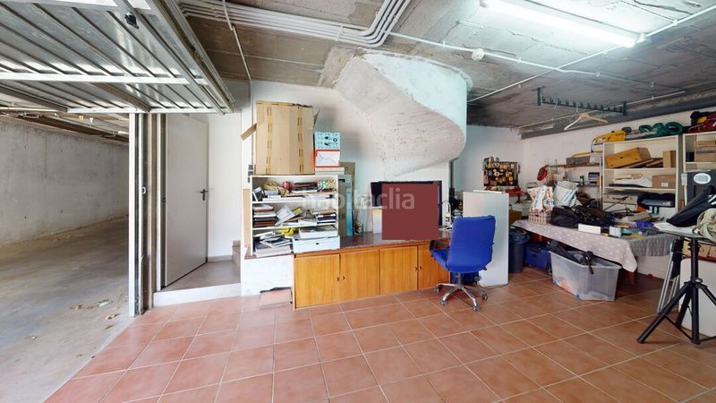 Foto dcf353f0-569e-4329-aac6-a23f0d1f80b2. Semi detached house with heating parking in Vall-llobrega