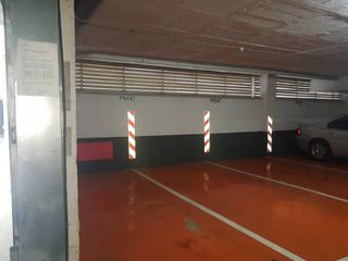 Posto auto in Centre. Parking en venta en centre
