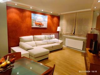 Pis a Els Pavos. Venta de piso en blanes