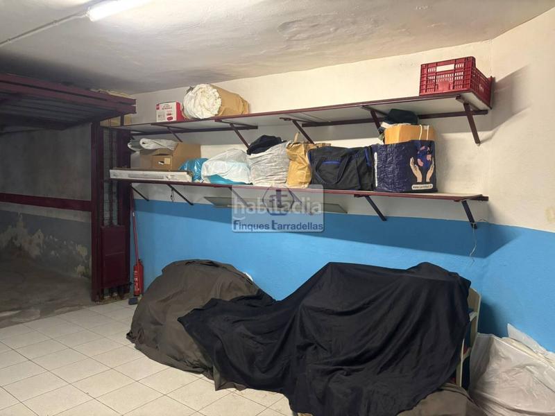 Foto eb3fc395-da20-456e-a982-a6392289e357. Autoparkplatz in Mercat-Mas Moixa Blanes
