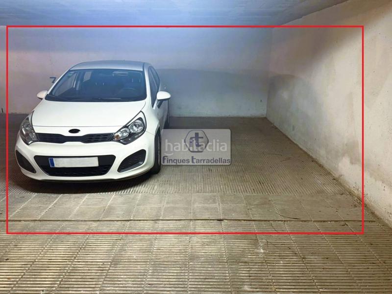 Foto 07c18d0e-07e2-4ca4-aef0-2c33d81eeea7. Autoparkplatz in La plantera Blanes