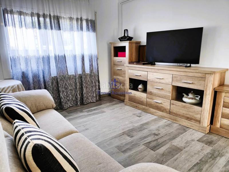 Foto 0756210b-056e-44cf-aab1-81b0b5c08e38. Reihenhaus mit heizung in Els Pins Blanes