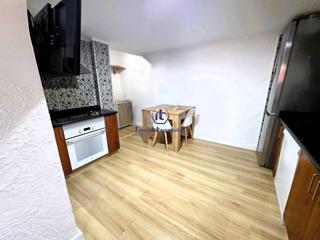 Maison jumelée à Els Pavos. Casa de pueblo en mas torrens