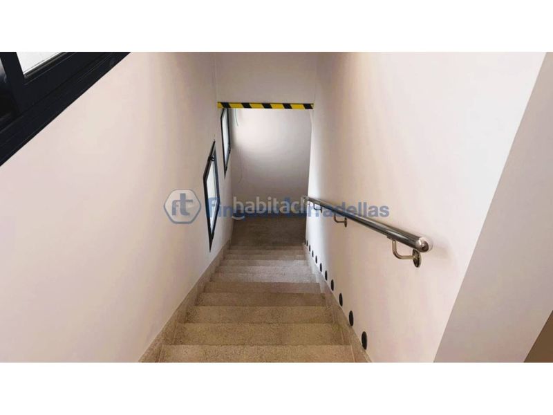 Foto 6de1ca47-4344-454e-8054-f645baa61638. Lloguer local comercial a Centre Blanes