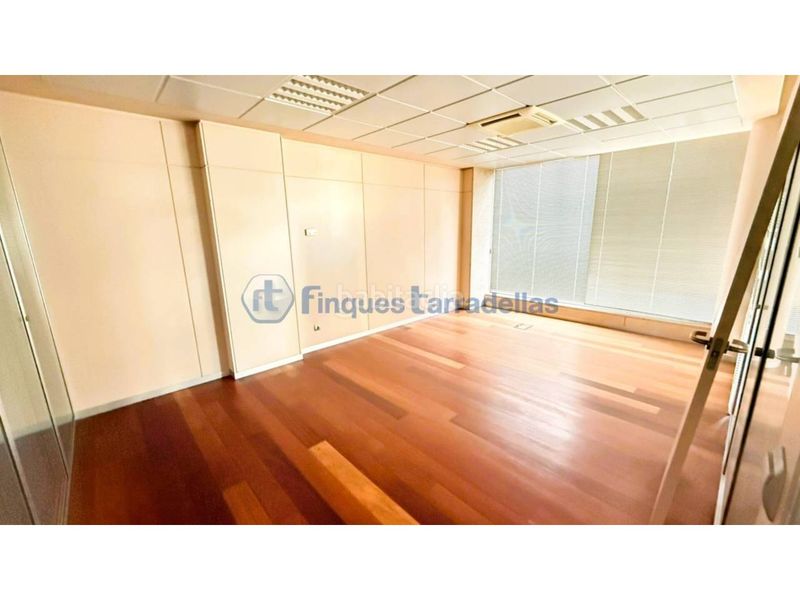 Foto 7c0a6c57-cfa7-4fdb-9af7-3d7fab63f268. Lloguer local comercial a Centre Blanes