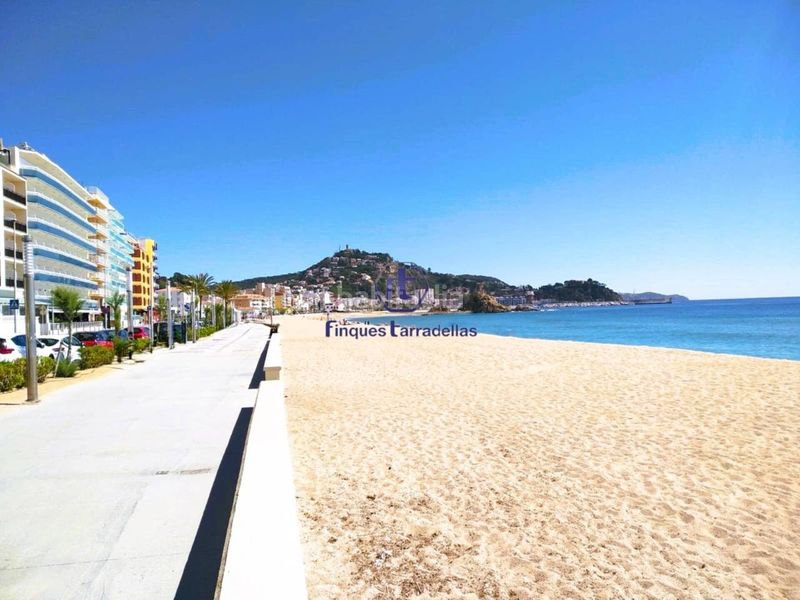 Foto 1544cc71-c99a-4306-a40c-14c074b5434c. Pis amb calefacció a Els Pins Blanes