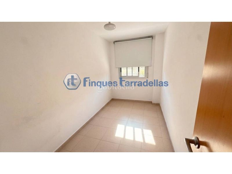 Foto 8f639d4a-dc15-4eef-94c7-3112c2356b9e. Pis amb calefacció a Els Pavos Blanes