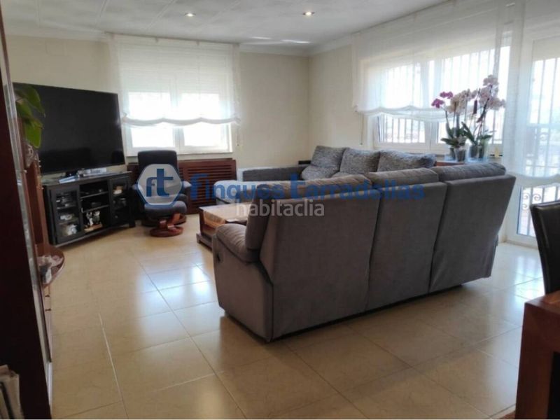 Foto 1d406ff6-7e46-4c89-a8c7-f00b689edba6. Casa amb calefacció aparcament piscina a residencial Blanes - vistamar Blanes