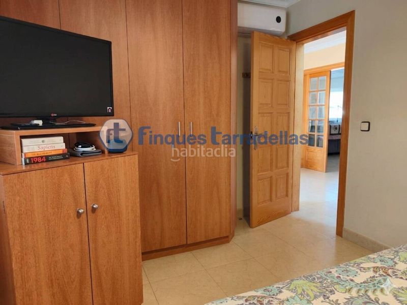 Foto 8499edf3-9abb-4af6-9d94-c1b927526f8f. Casa amb calefacció aparcament piscina a residencial Blanes - vistamar Blanes