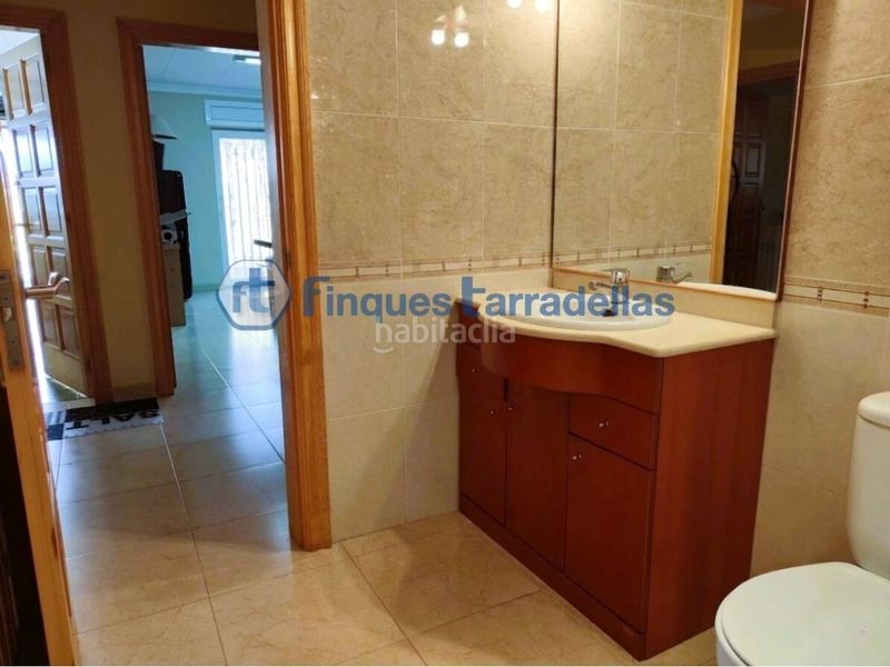 Foto 91ea0ddf-59ae-4eff-ada7-c20451d73d9f. Casa amb calefacció aparcament piscina a residencial Blanes - vistamar Blanes