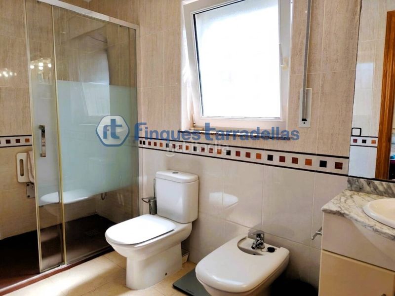 Foto e9934c3d-d42c-4996-be42-7b9d3ae5a783. Casa amb calefacció aparcament piscina a residencial Blanes - vistamar Blanes