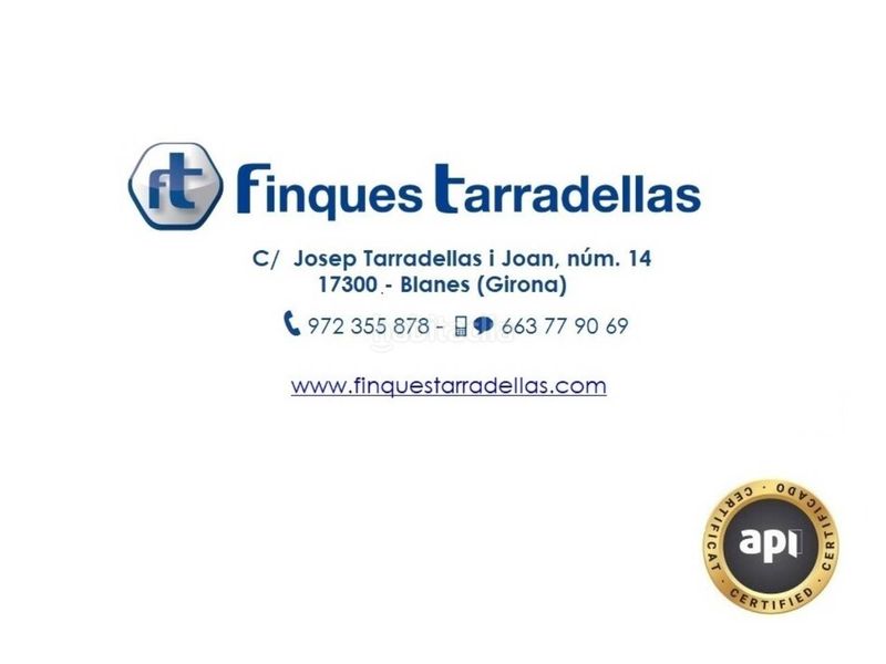 Foto eb87bf7c-9dc1-4314-9e02-506aa185f369. Aparcament cotxe a Els Pavos Blanes