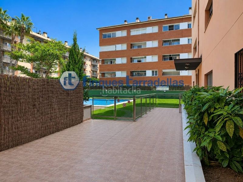 Foto 43191f65-107f-4cd8-b5a2-15fe25820f4c. Pis amb aparcament piscina a Fenals Lloret de Mar