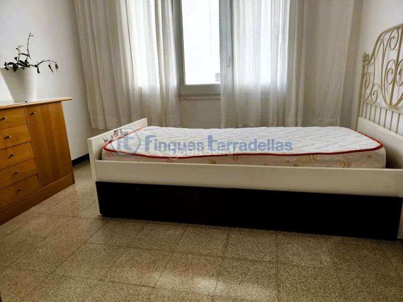 Foto 7040b2df-9f3e-420f-9848-2cafb1bab57f. Pis a Els Pins Blanes