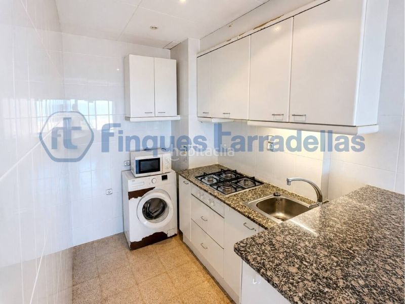 Foto 8e3cfdae-42a7-4483-95a6-db195bfb5443. Pis a Els Pins Blanes