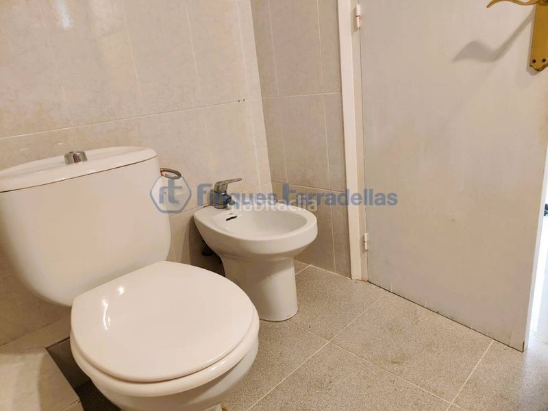 Foto a1ce2b47-3b72-4569-8ef5-e70878dc27e0. Pis a Els Pins Blanes