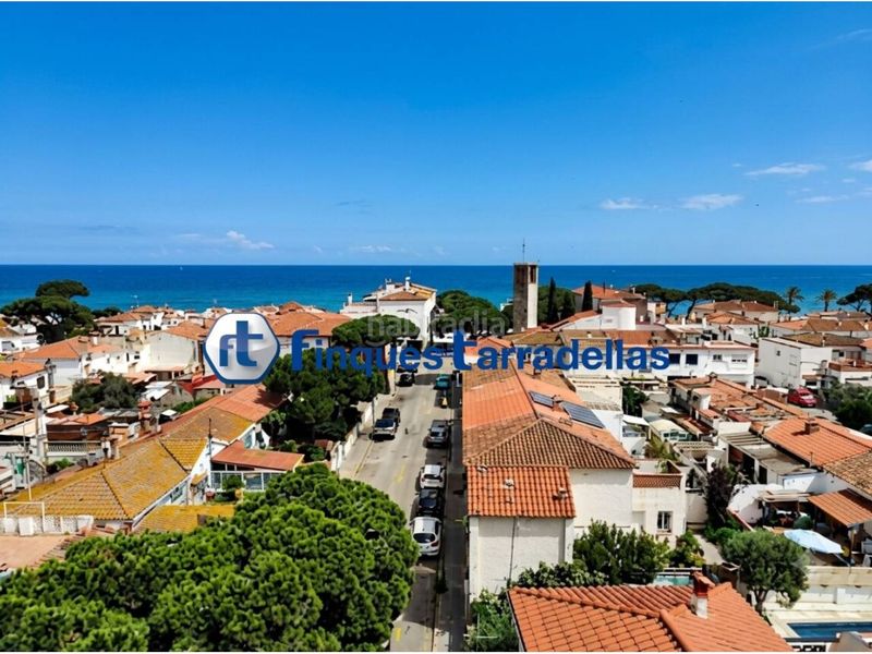 Foto fd950d66-63ed-4676-82eb-fa27acacb396. Pis a Els Pins Blanes