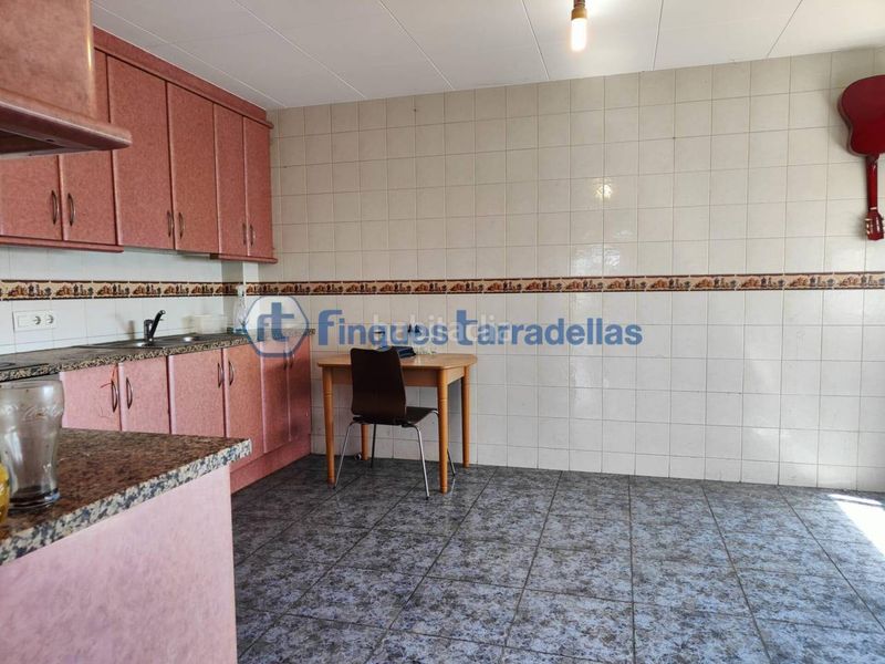 Foto 44345a68-d771-4687-abca-ec32f219a1e3. Casa amb aparcament a Mont Ferrant-Joan Carles I Blanes
