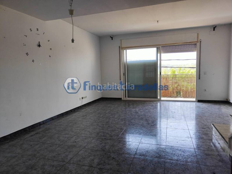 Foto d49a8754-6ad7-4d1f-a49a-2c5cbfa67fe5. Casa amb aparcament a Mont Ferrant-Joan Carles I Blanes