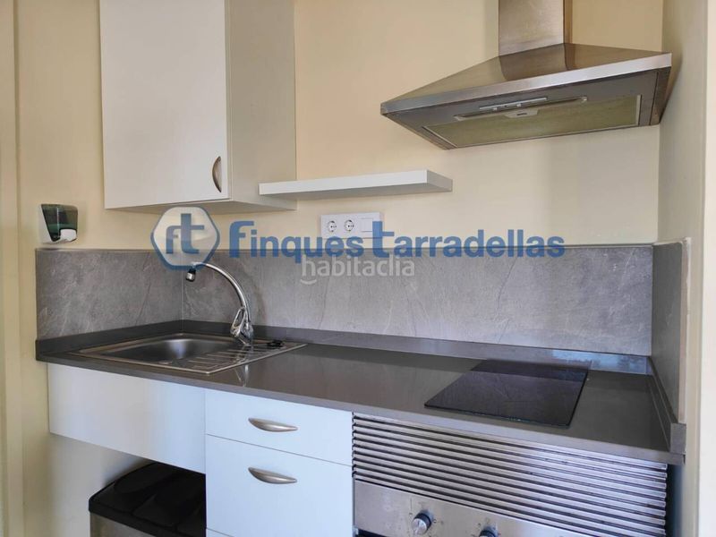 Foto 9608d96e-7048-4e0d-9b03-080299032b40. Studio dans Els Pins Blanes