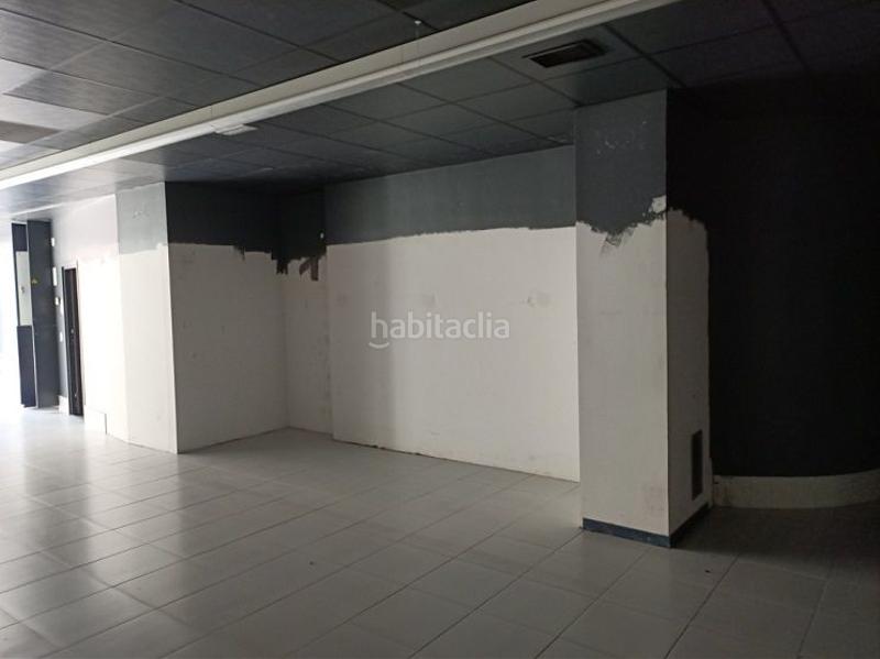Foto 72d00621-7f75-4564-9fc0-a5c210a16b16. Local comercial a carrer barcelona 34 a Eixample Nord Girona