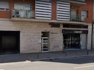 Local commercial en Carrer barcelona 34. Excelente local comercial acondicionado a pie de calle en girona