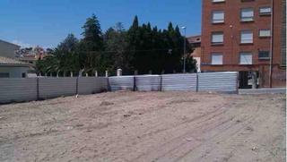 Terreno residencial  N/a. Suelo urbano esquinero uso residencial en hellín (albacete).