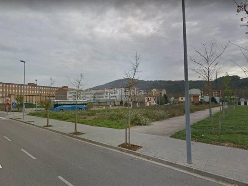 Foto 79b13f7d-e4ca-4520-a2ed-2041de5cba06. Terreny residencial a carrer compositor pere aubert 39 a Olot