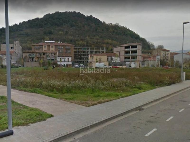 Foto d512d3e3-feab-44b9-95a0-321f9bdb138d. Terreny residencial a carrer compositor pere aubert 39 a Olot