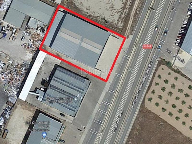 Foto 9a583a70-c838-496b-9991-a2afda30af16. Bâtiment à usage industriel dans Jumilla