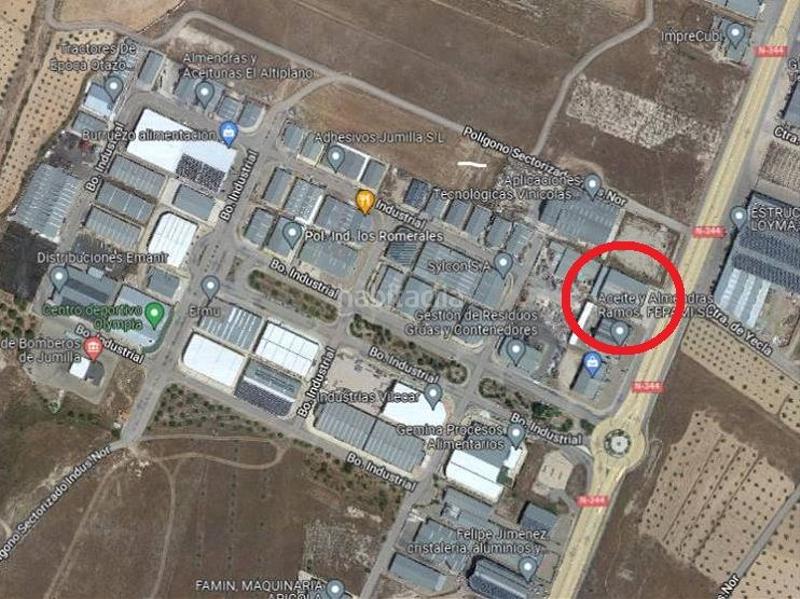 Foto a899050b-38dc-401a-a37c-862c580fb0ac. Bâtiment à usage industriel dans Jumilla