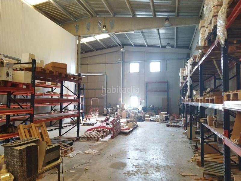 Foto ea8ea3c7-96db-4150-abe7-85d119fbad41. Fabrikhalle in Artés