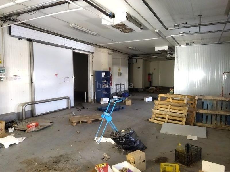 Foto ebc977c2-2094-4065-9c17-078e0faba3c5. Fabrikhalle in Artés