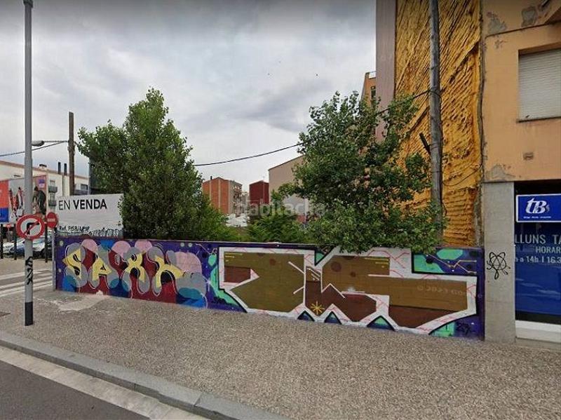 Foto f532b885-68eb-4006-9337-fa4c97b93696. Terreny residencial a carrer barcelona 113 a Eixample Sud-Migdia Girona