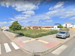 Terreny residencial a Avenida carmen laffon 4. Suelo comercial-terciario en burguillos.