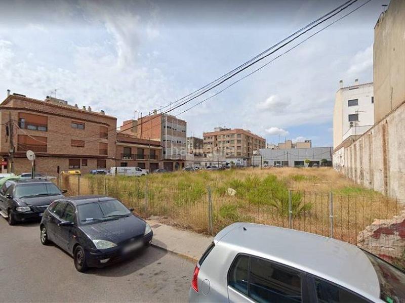 Foto b33ca079-5aed-4af1-8d42-613c77312c43. Terreny residencial a carrer joan b.llorens 119 a Villarreal / Vila - real