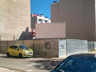 Terreny residencial a Carrer la pau 24. Suelo urbano residencial en figueres.