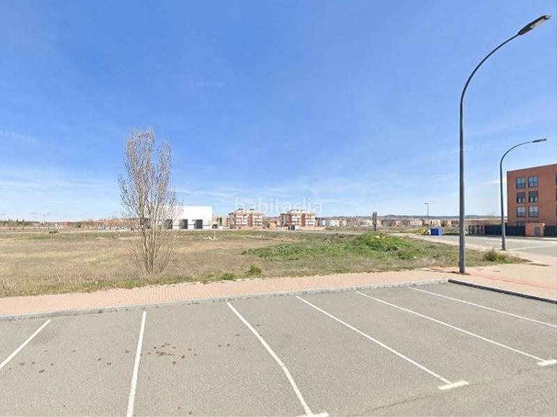 Foto d37fdb56-66a5-4af5-905c-596138298d0d. Residential plot in calle juan aurelio sanchez tadeo 19 in Ávila