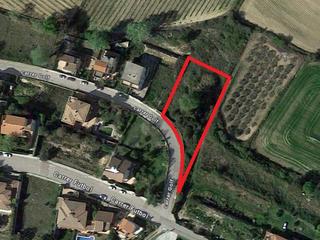 Terreny residencial a Barri la serra 177. Suelo urbano residencial en urb. pla dels cavalls en pacs del pe