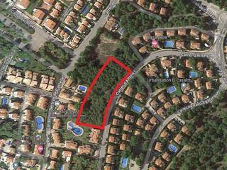 Residential Plot in Carrer d'alfons i 8. Suelo urbano residencial en urb. casalot en mont-roig del camp.