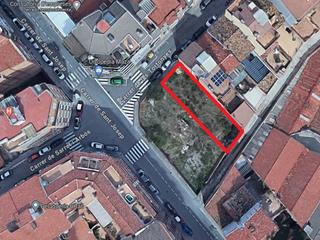 Terreny residencial a Carrer de les tortonyes 4. Suelo urbano residencial en manresa.