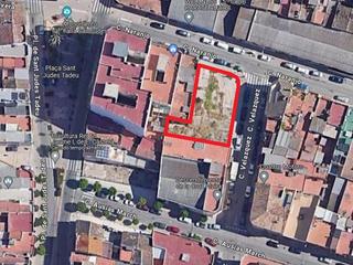 Terrain résidentiel à Carrer velazquez 4. Suelo urbano residencial en alzira.