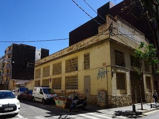 Residential Plot in Carrer de constantí 1. Suelo urbano residencial en reus.