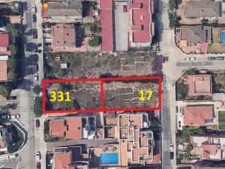 Terreny residencial a Avinguda argentina 17. Suelo urbano residencial en segur de calafell.