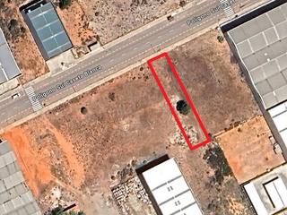 Gewerbliches Grundstück in Polígono industrial caseta blanca 22