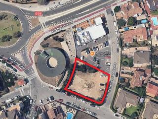Residential Plot in Avinguda diagonal 25. Suelo urbano residencial en cunit.